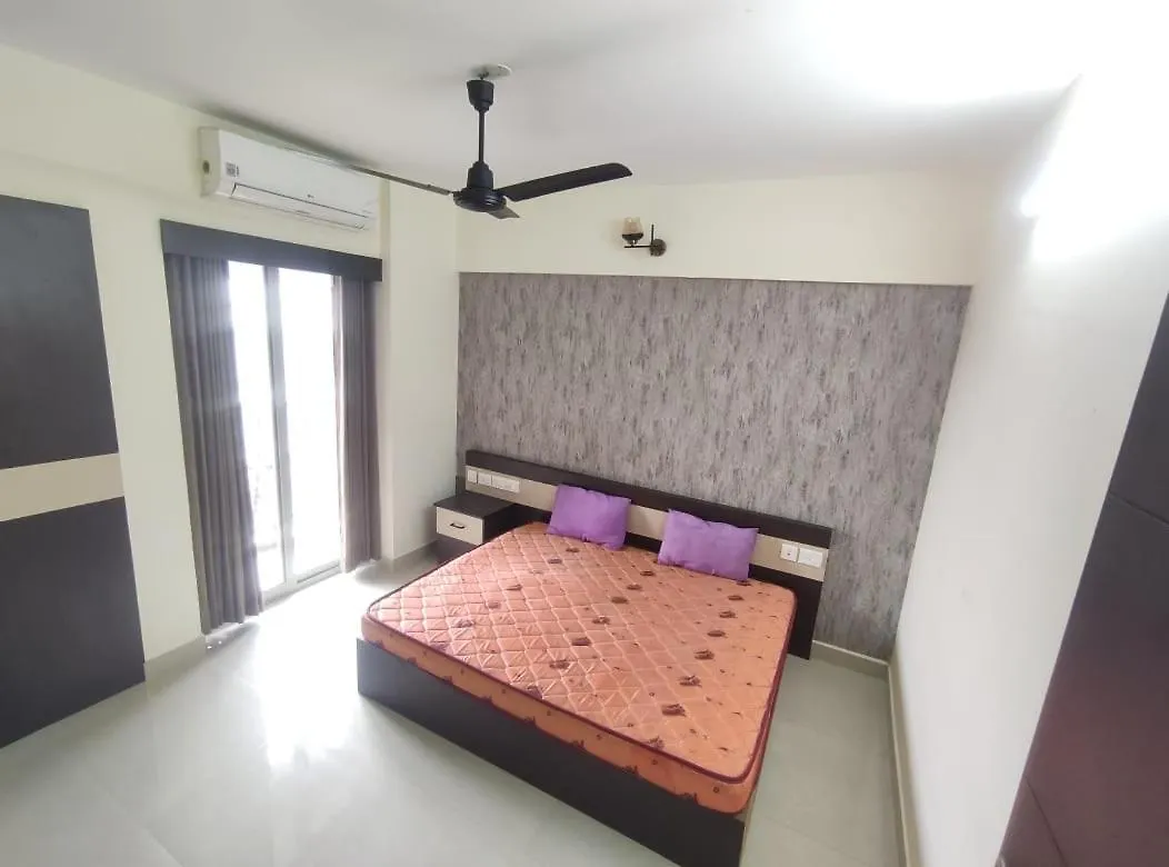 Διαμέρισμα 3Br Silversquare Fully Furnished Ac Flat Near Lisie Hospital Kochi Ινδία
