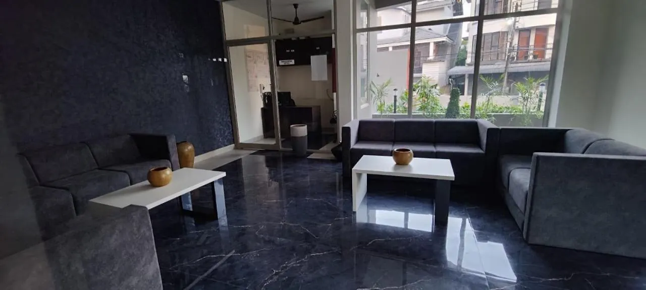 3Br Silversquare Fully Furnished Ac Flat Near Lisie Hospital Kochi Διαμέρισμα