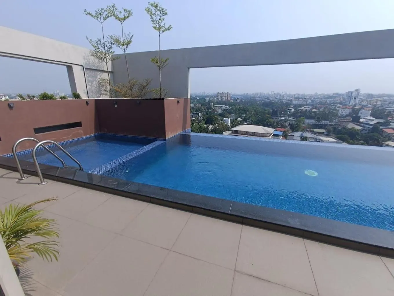 Διαμέρισμα 3Br Silversquare Fully Furnished Ac Flat Near Lisie Hospital Kochi