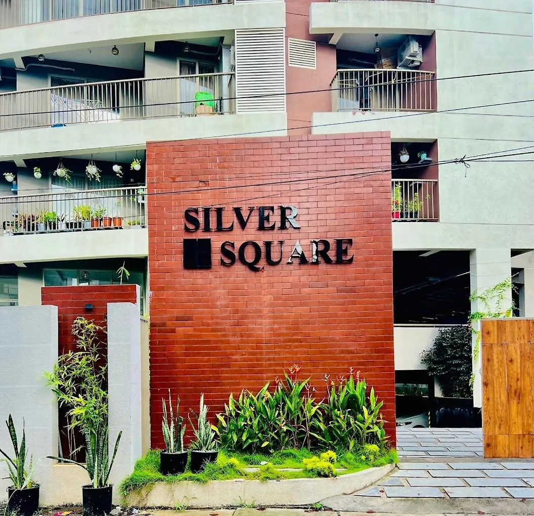 3Br Silversquare Fully Furnished Ac Flat Near Lisie Hospital Kochi